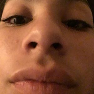 Meet your Posher, Lea